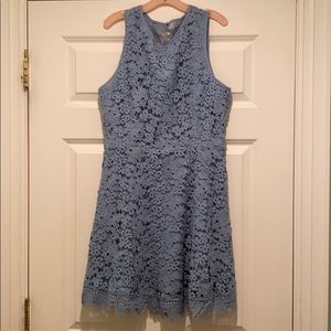 Gorgeous backless lace dress